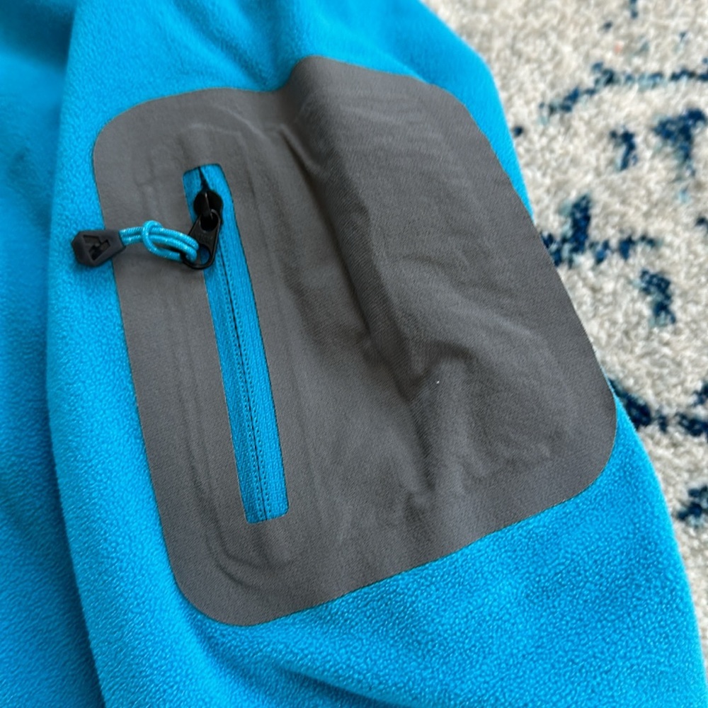 First Ascent fleece - Picture 4 of 4